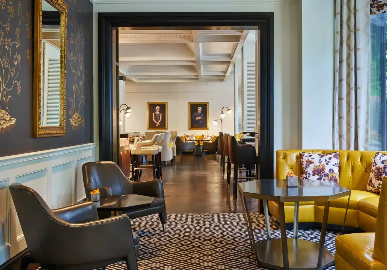atllu-restaurant-5521-hor-clsc